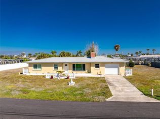 1447 Lemon Bay Dr, Englewood, FL 34223