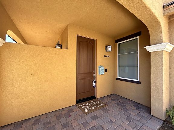 3rd image of 52478 Hawthorn Ct