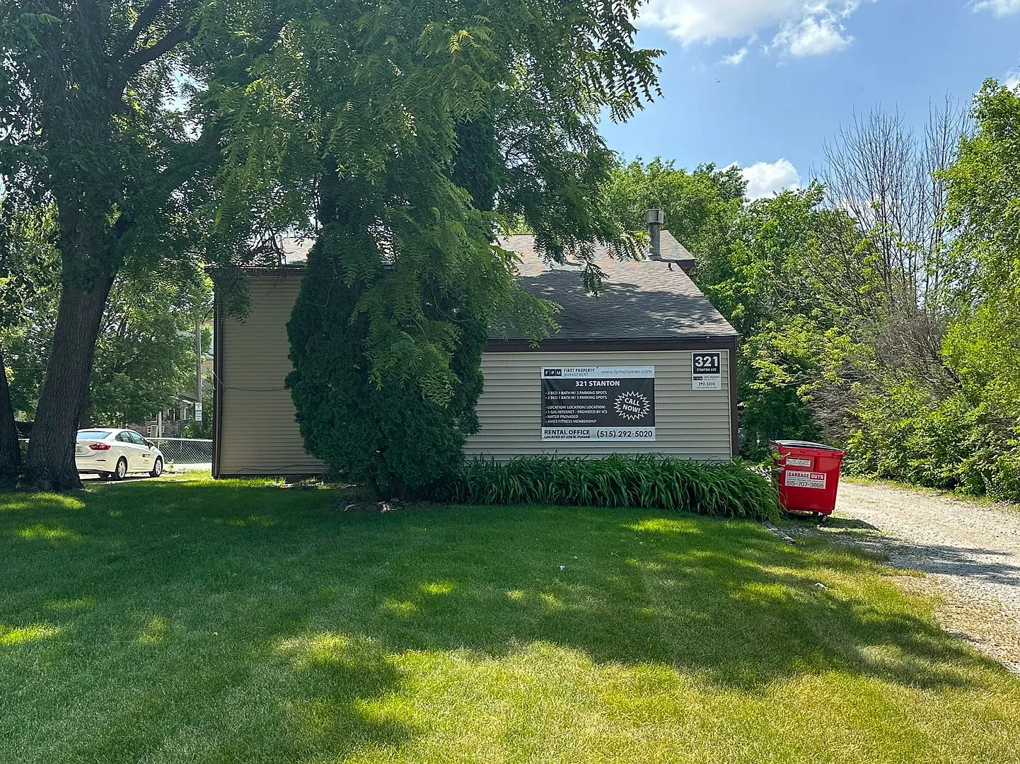 321 Stanton — Photo 1