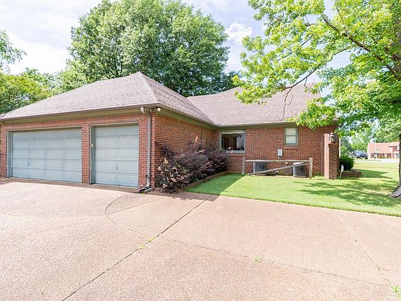 5th image of 3021 Grand Fields Ln