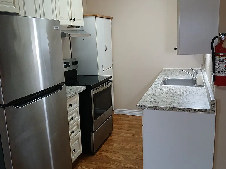 5583 Ontario Ave #B — Photo 4