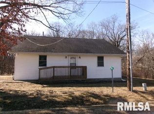 1309 N Woodland Ln, Metamora, IL 61548