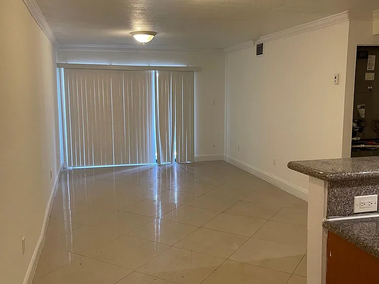 6141 SW 37th St #2112 — Photo 3