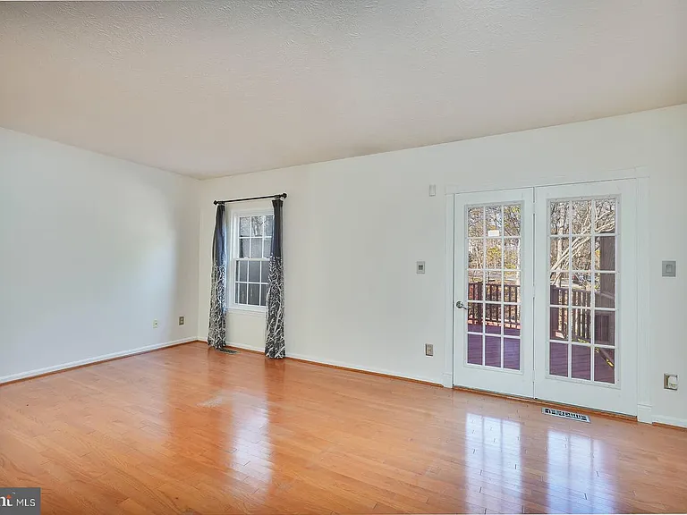 9575 Donnan Castle Ct — Photo 18