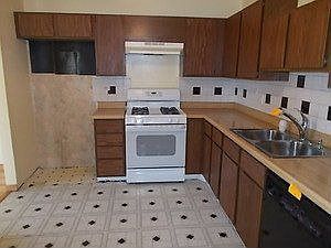 2nd image of 380 Hilton Dr