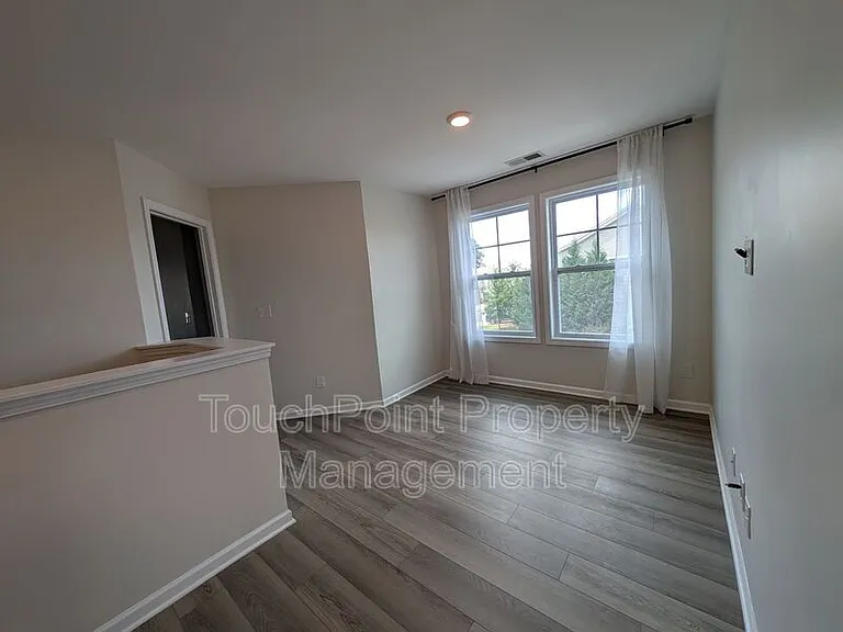 634 Cypress Glen Ln — Photo 16