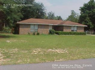 5371 Constitution Rd, Crestview, FL 32539