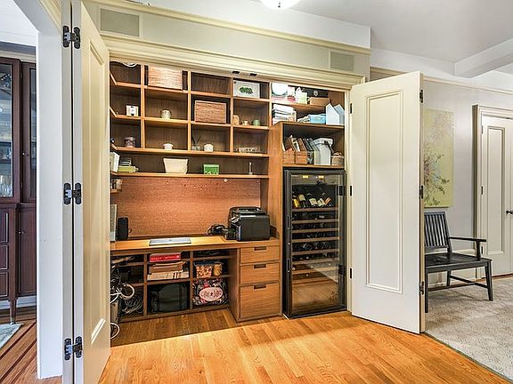 5th image of 267 W 89th St APT 7B