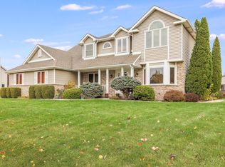 10202 82nd St, Pleasant Prairie, WI 53158