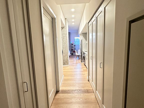 2nd image of 450 S Main St #613