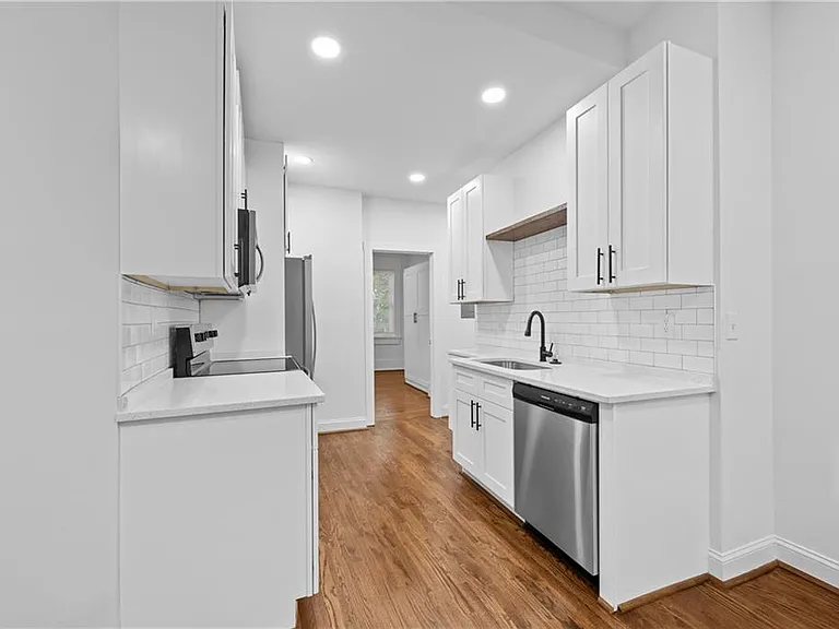 360 Ponce De Leon Ave NE #4 — Photo 6