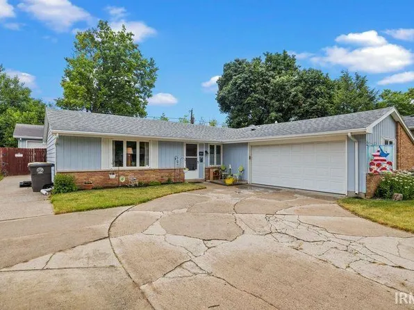 5615 Monarch Dr, Fort Wayne, IN 46815
