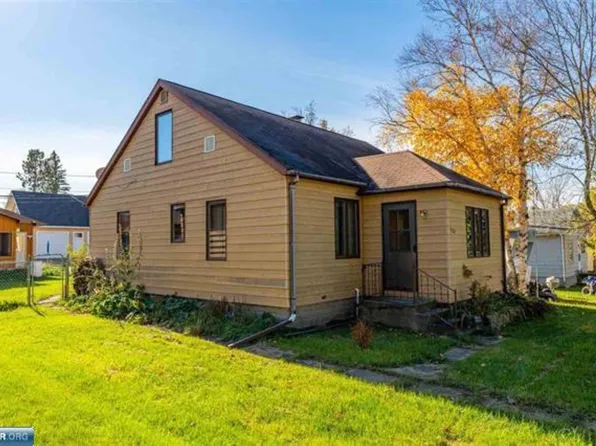 704 N 2nd St, Tower, MN 55790