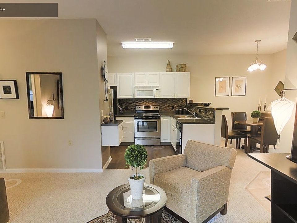 1st image of 4211 Coventry Green Cir