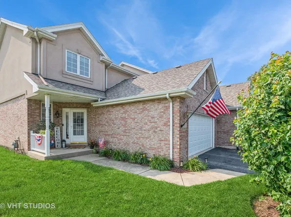 8011 Nielsen Dr, Tinley Park, IL 60477