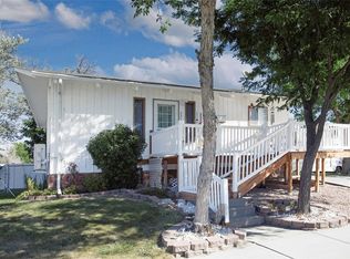 221 2nd St W, Hardin, MT 59034