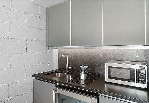 3rd image of 119 Orchard St #23