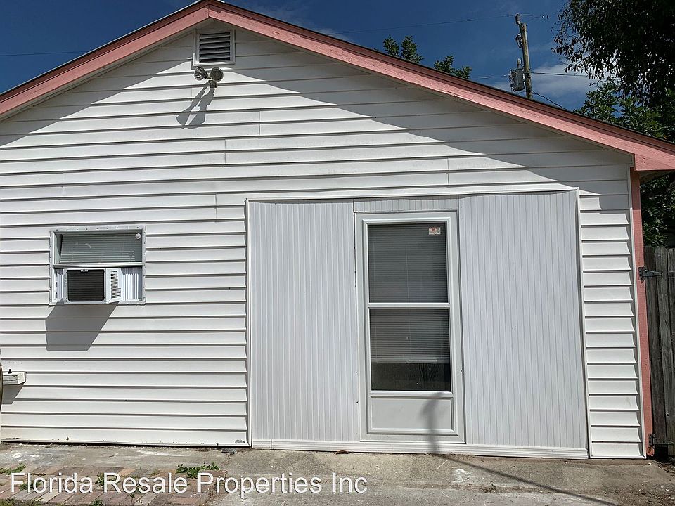 2nd image of 8281 Sevigny Dr #3