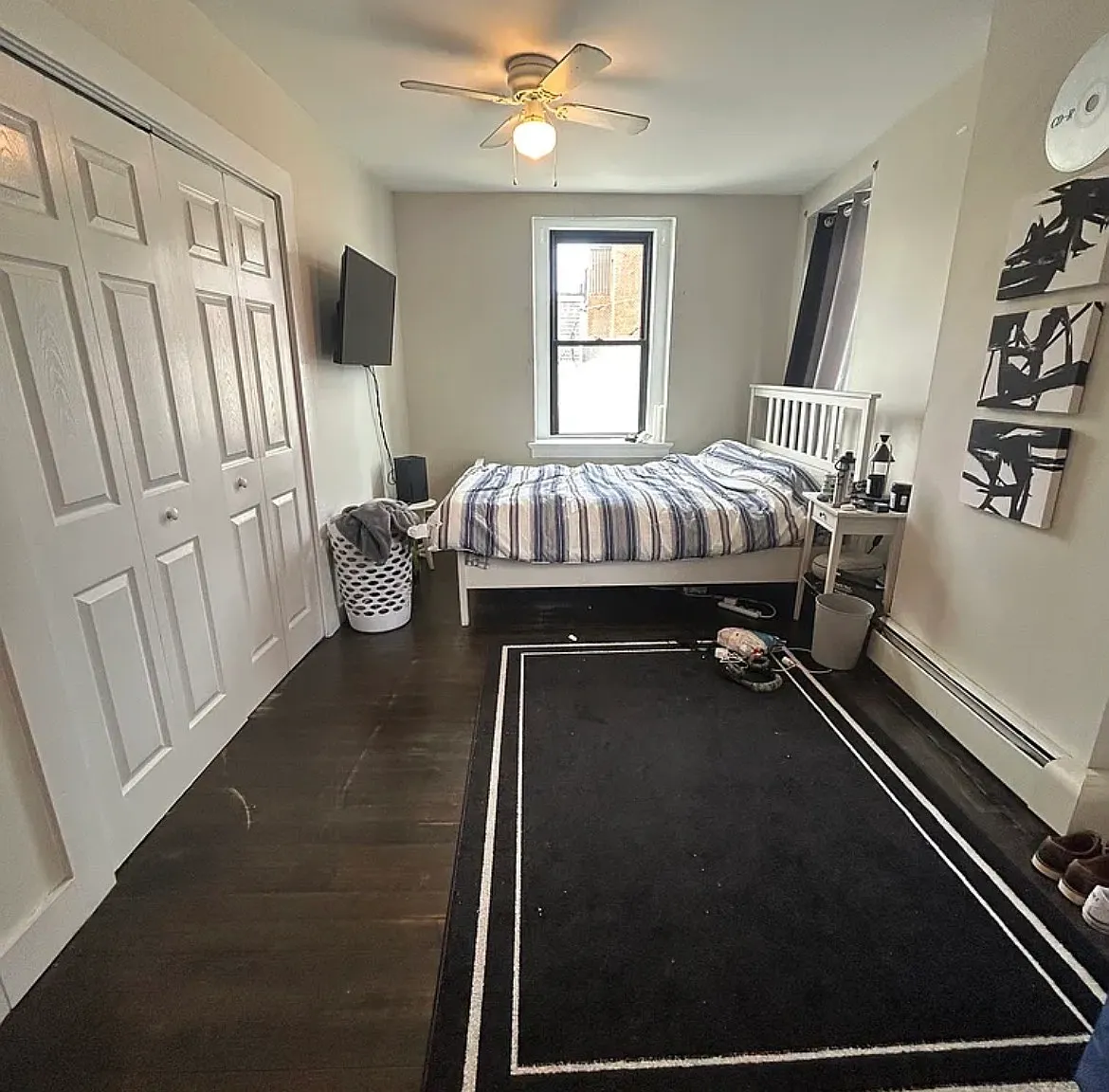 3 bed, 1000 sqft, $2,995 — Photo 4