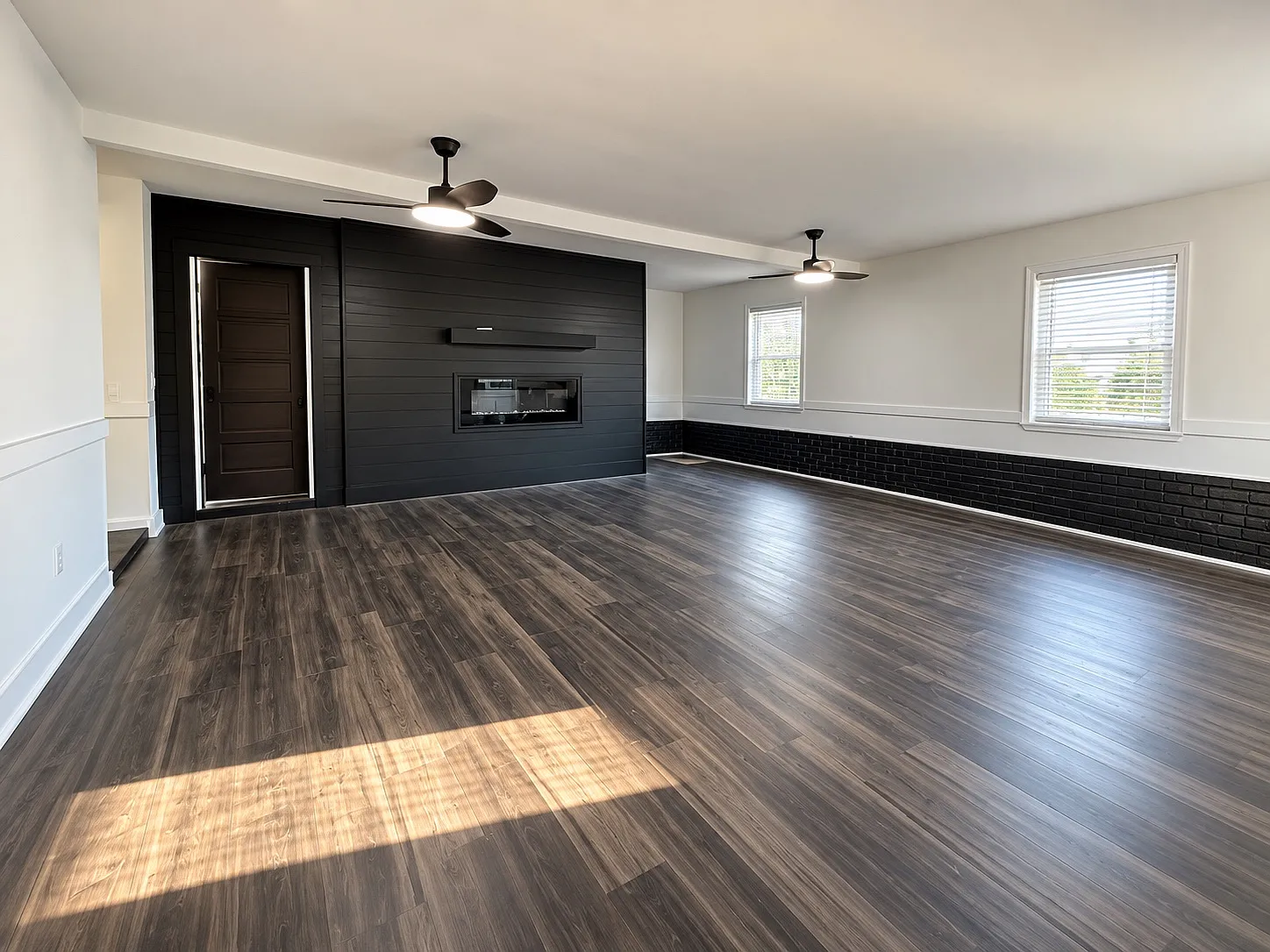 4 bed, 2.5 bath, 2200 sqft, $1,700 — Photo 2