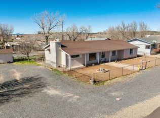 46812 N 8th St, Ash Fork, AZ 86320