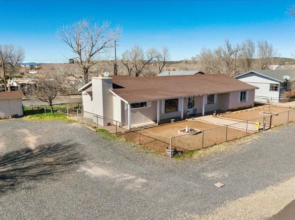 46812 N 8th St, Ash Fork, AZ 86320