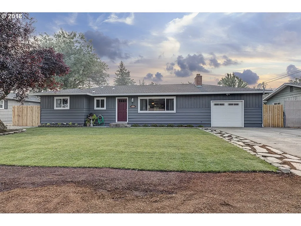 75 Crater Ln photo 1