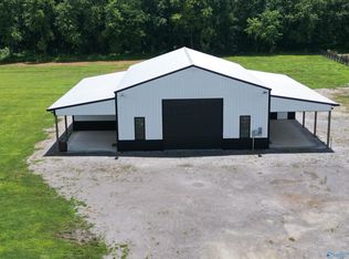 168 Morris Ln, Toney, AL 35773