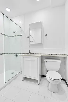 Rented by Cooper & Cooper Real Estate | media 23