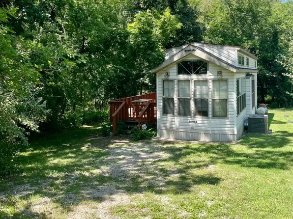 26-153 Woodhaven Lakes, Sublette, IL 61367