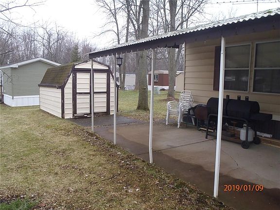 3rd image of 1 Redwood Ave