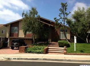 19400 Singing Hills Dr, Porter Ranch, CA 91326
