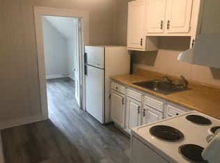 24 Rock St #3, Alexandria Bay, NY 13607