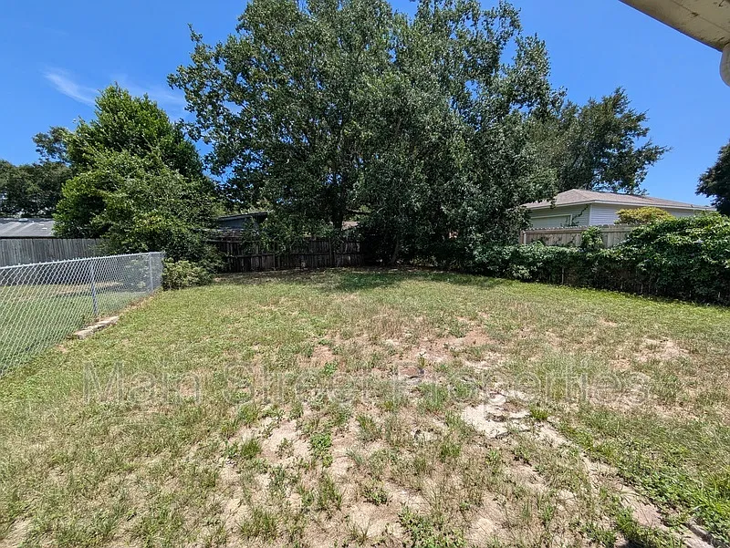 2 bed, 2.0 bath, 1073 sqft, $1,465 — Photo 4