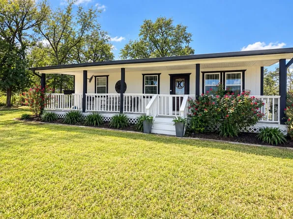 20169 Roy Hall Rd, Bedias, TX 77831
