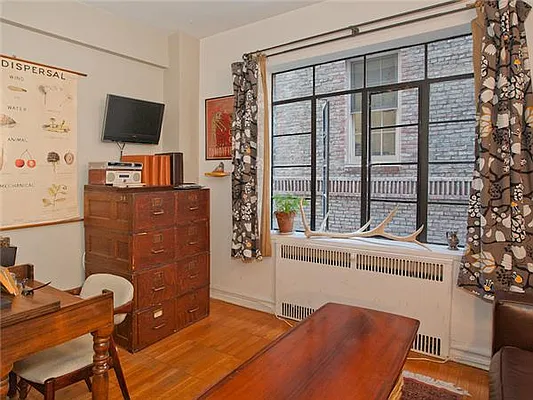 Sold by Avenue Sotheby's International Realty | media 9