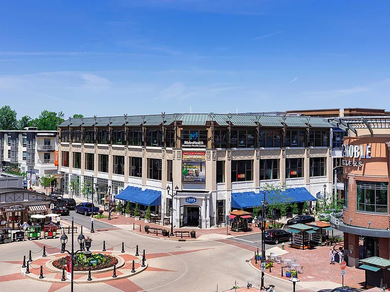 Crocker Park Living — Photo 50