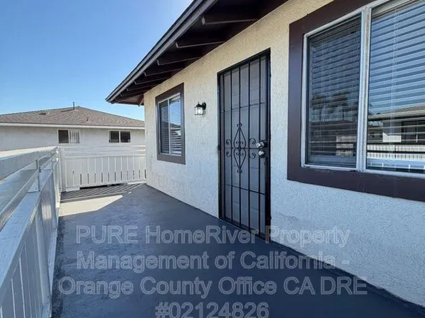 16692 Goldenwest St APT 4, Huntington Beach, CA 92647