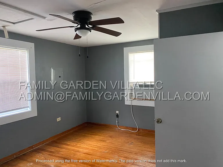 1836A Ridgefield Ave — Photo 5