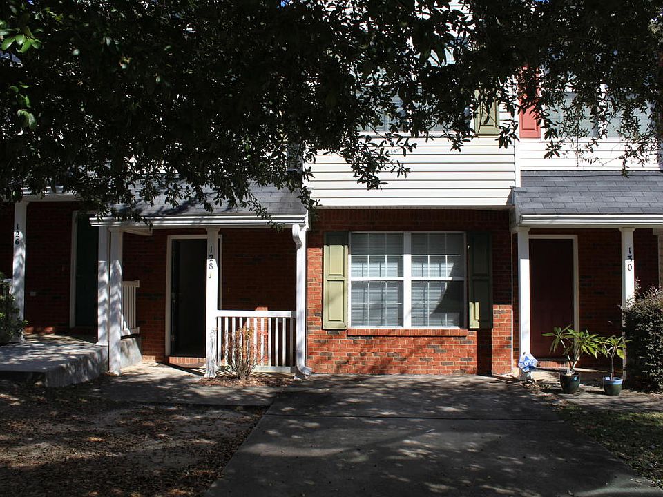 1st image of 128 Swaying Pine Ct #128