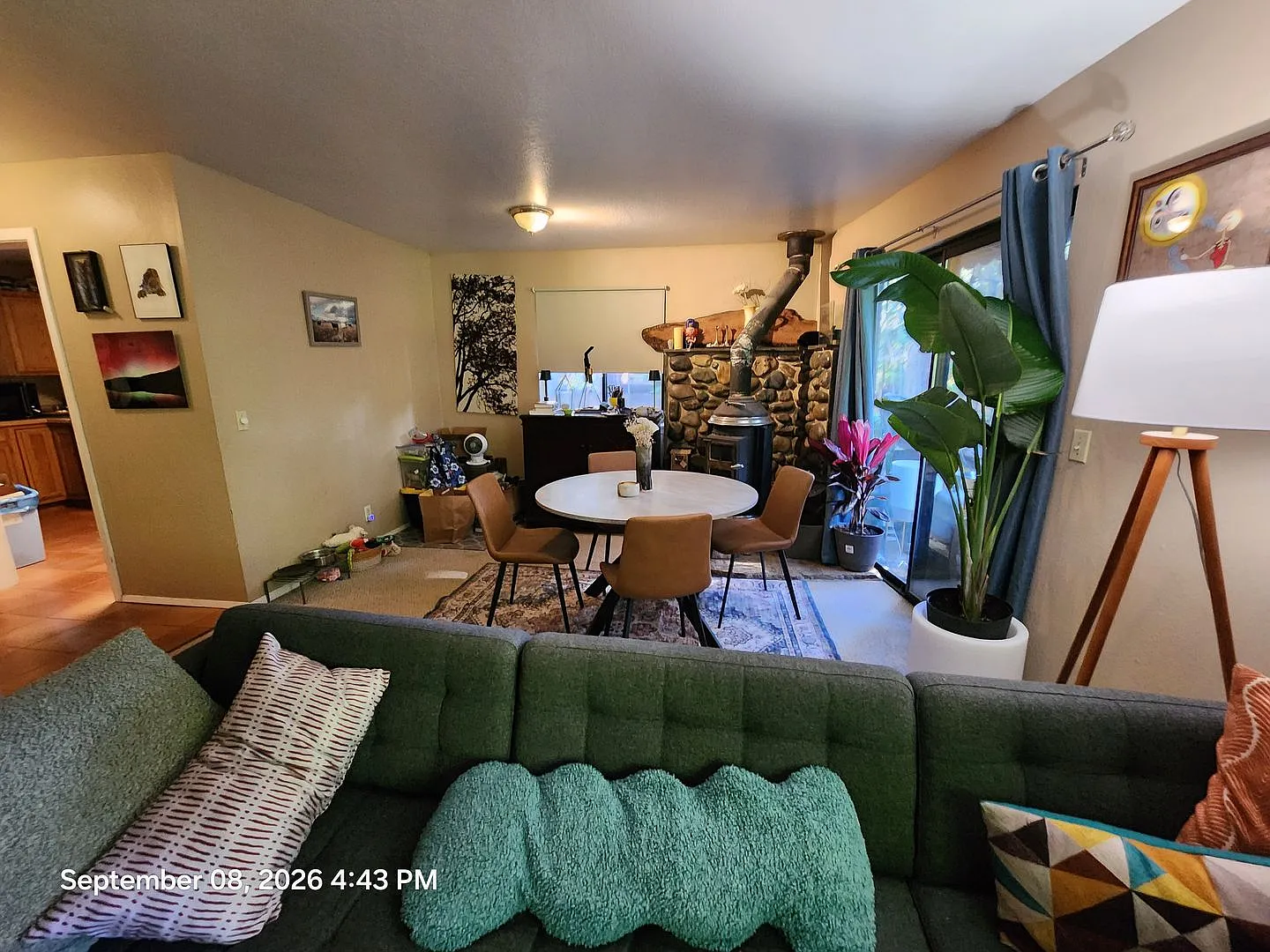 Long Term Rental: Cute Cabin With Garage, On Golf Course — Photo 2