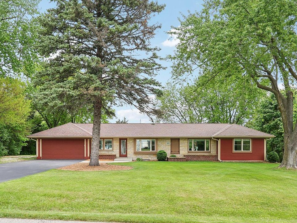 1st image of 1010 Rolling Green DRIVE
