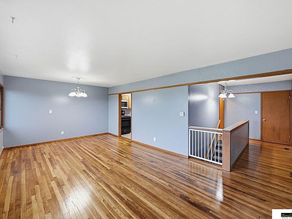 5th image of 4412-4418 NW 49th St