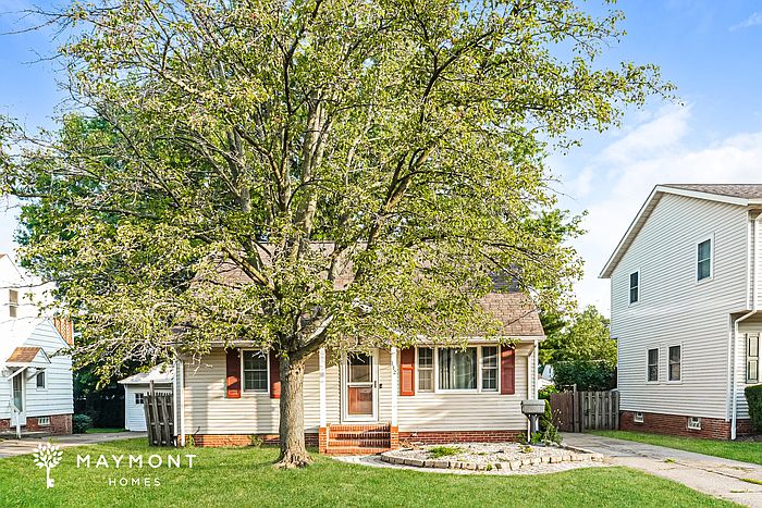 1st image of 112 Arlington Cir