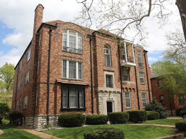 7545 York Dr APT 1W, Clayton, MO 63105