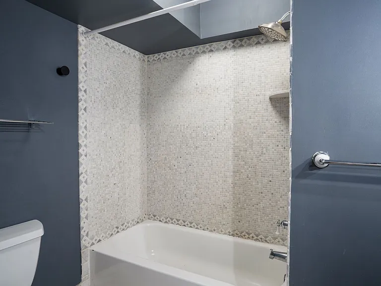 844 N 29th St #122 — Photo 20
