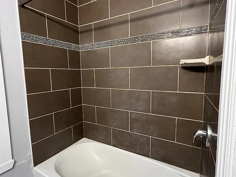 1605 N 2nd St #3 — Photo 7
