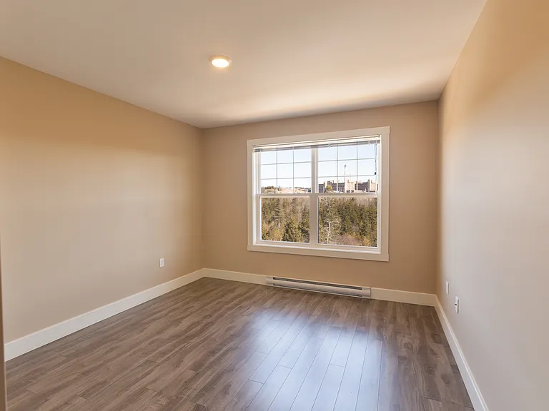 50 Noel Ave — Photo 8