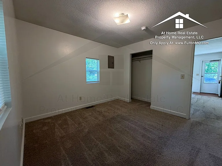 1514 Monroe St — Photo 9