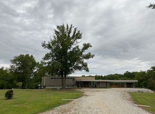 9233 Highway 6 E, Pontotoc, MS 38863
